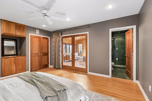 590 Montcalm Place, Saint Paul, MN 55116