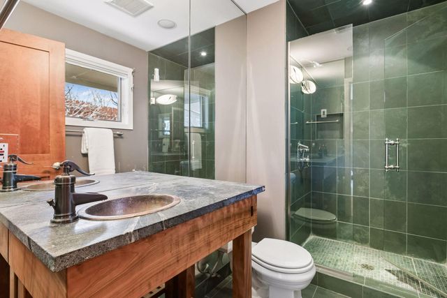 590 Montcalm Place, Saint Paul, MN 55116