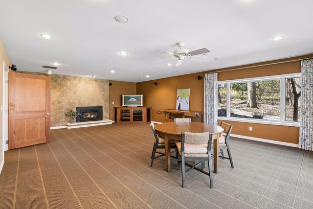 590 Montcalm Place, Saint Paul, MN 55116