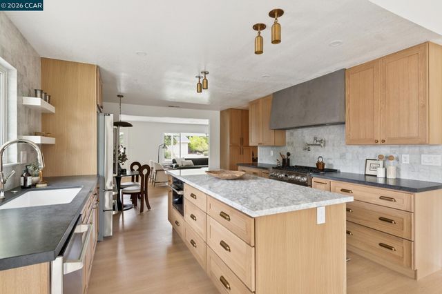 3085 Avellano Drive, Walnut Creek, CA 94598