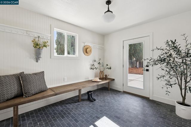 3085 Avellano Drive, Walnut Creek, CA 94598