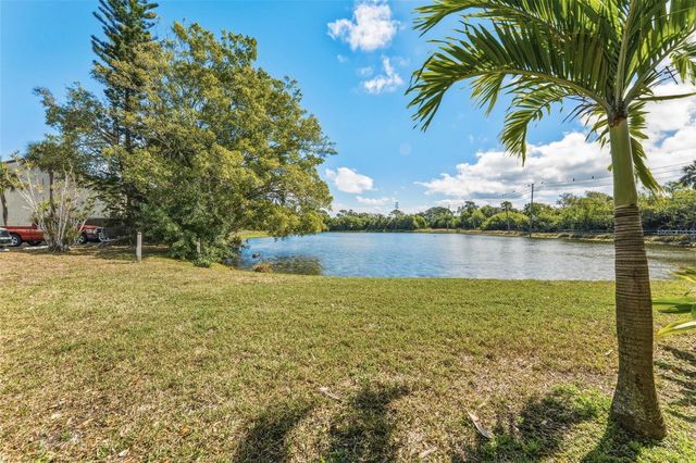 11409 8TH STREET N 1503, St Petersburg, FL 33716