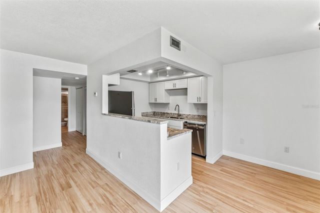 11409 8TH STREET N 1503, St Petersburg, FL 33716