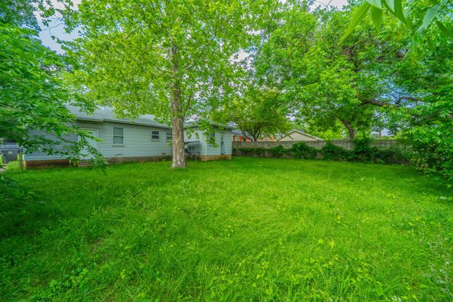2526 Rolinda Drive, Dallas, TX 75211