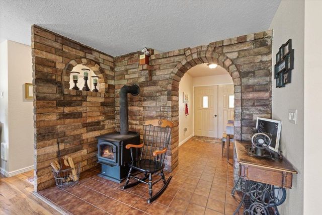 207 Eagle Dr, Chewelah, WA 99109