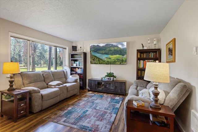 207 Eagle Dr, Chewelah, WA 99109