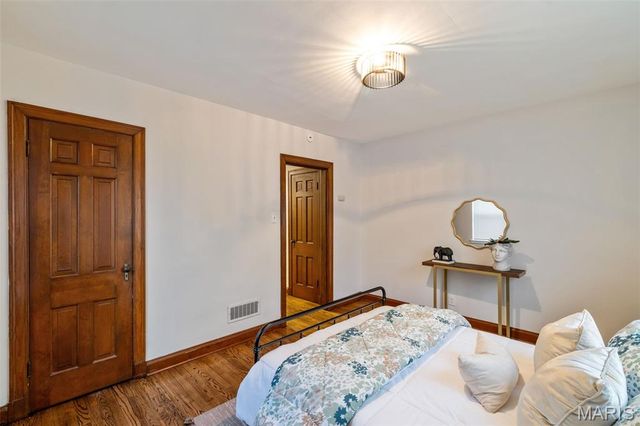 1418 Anna Avenue, St Louis, MO 63130