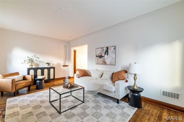 1418 Anna Avenue, St Louis, MO 63130