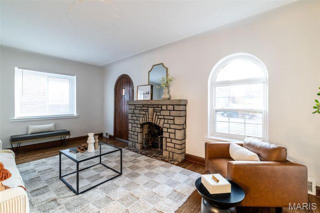 1418 Anna Avenue, St Louis, MO 63130