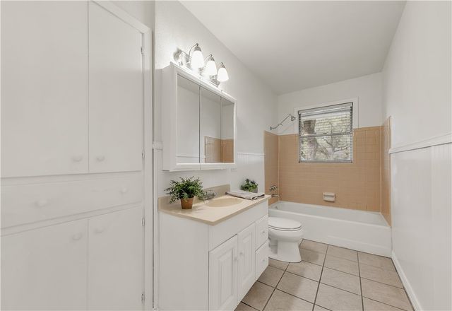 2605 Morris Lane, Bryan, TX 77802