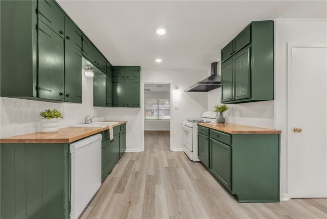 2605 Morris Lane, Bryan, TX 77802