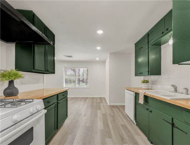 2605 Morris Lane, Bryan, TX 77802