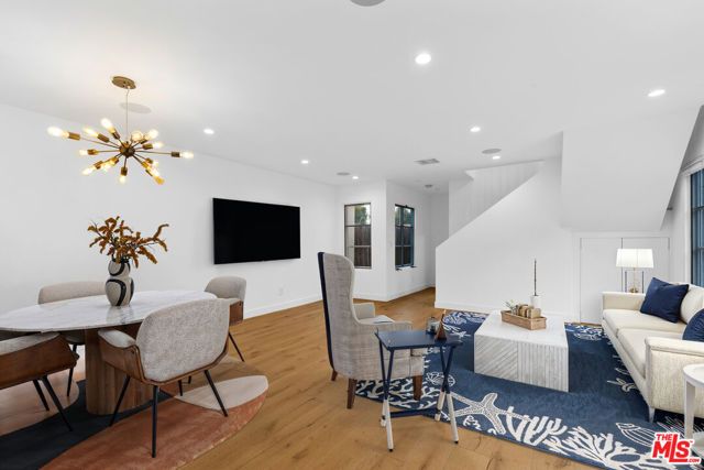 1062 S Alfred Street, Los Angeles, CA 90035