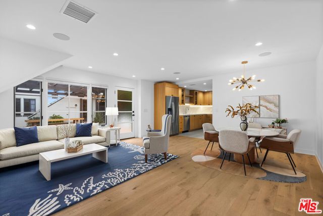 1062 S Alfred Street, Los Angeles, CA 90035