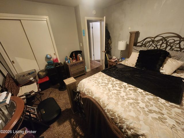 3209 Bridwell Dr, Louisville, KY 40216