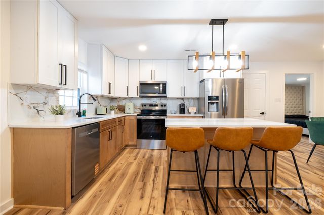 1050 Barnett Drive, Kings Mountain, NC 28086