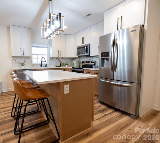 1050 Barnett Drive, Kings Mountain, NC 28086