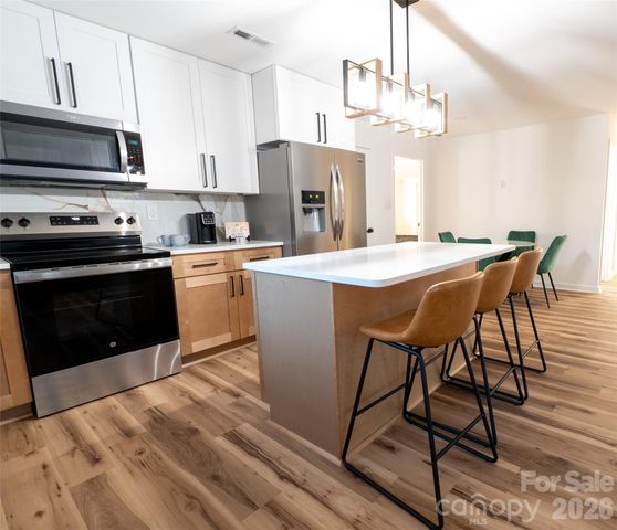 1050 Barnett Drive, Kings Mountain, NC 28086