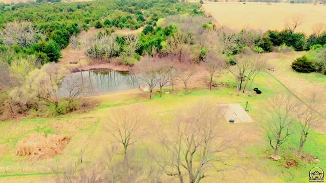 10481 T4 RD, Hoyt, KS 66440