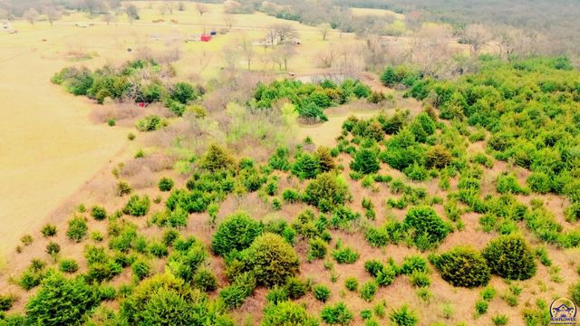 10481 T4 RD, Hoyt, KS 66440