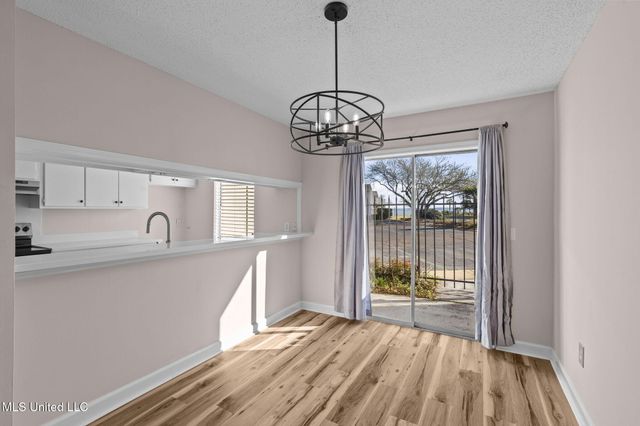 550 Post Road, 1002, Ridgeland, MS 39157