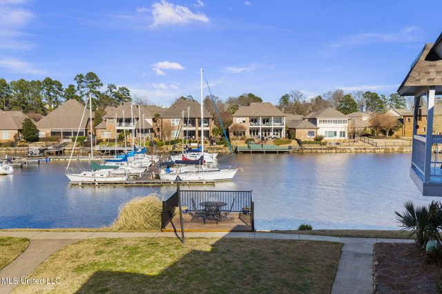 550 Post Road, 1002, Ridgeland, MS 39157