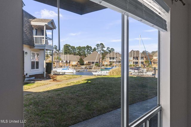 550 Post Road, 1002, Ridgeland, MS 39157