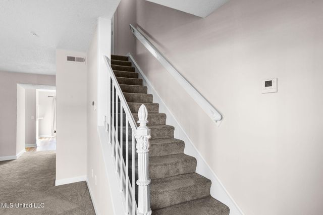 550 Post Road, 1002, Ridgeland, MS 39157