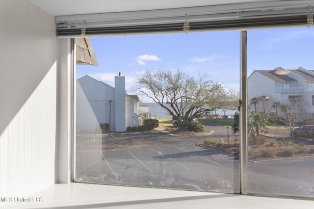 550 Post Road, 1002, Ridgeland, MS 39157