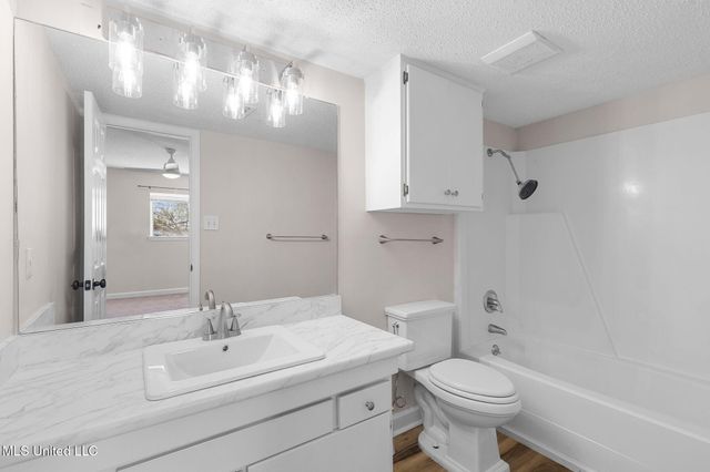 550 Post Road, 1002, Ridgeland, MS 39157