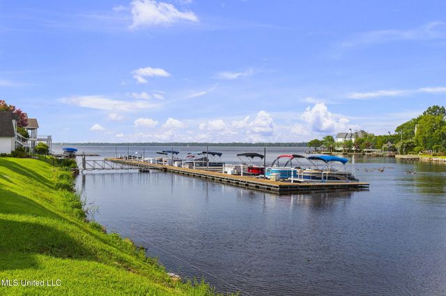 550 Post Road, 1002, Ridgeland, MS 39157