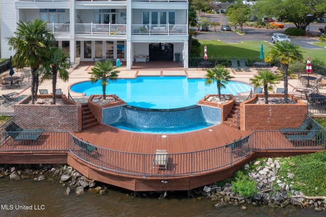 550 Post Road, 1002, Ridgeland, MS 39157