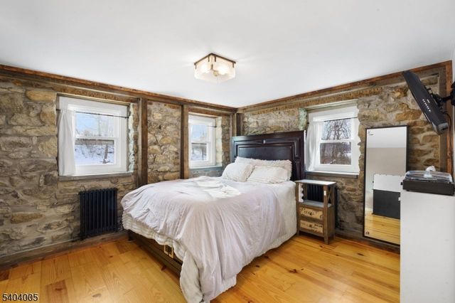 22 Kelly Pl, Stanhope Boro, NJ 07874