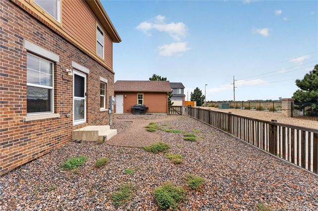 23341 E Saratoga Circle, Aurora, CO 80016