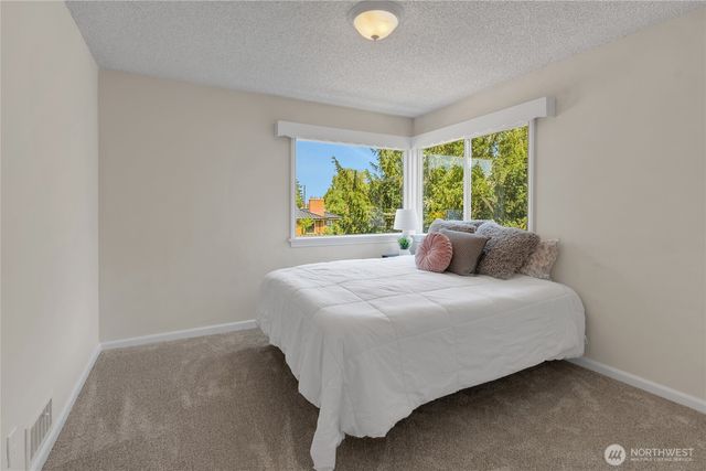 3909 SW Stevens Street, Seattle, WA 98116