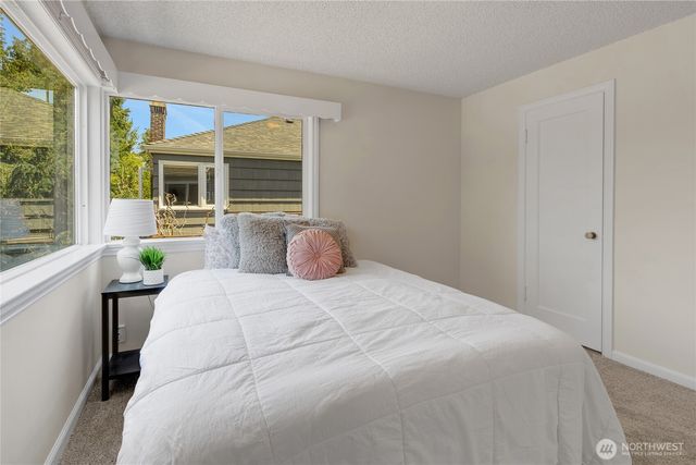 3909 SW Stevens Street, Seattle, WA 98116