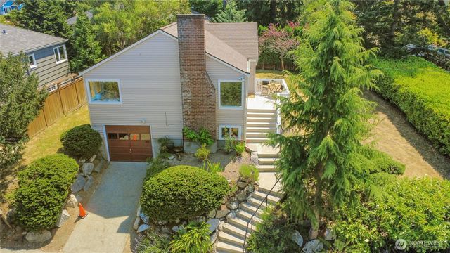 3909 SW Stevens Street, Seattle, WA 98116