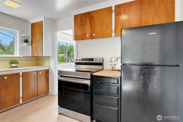 3909 SW Stevens Street, Seattle, WA 98116
