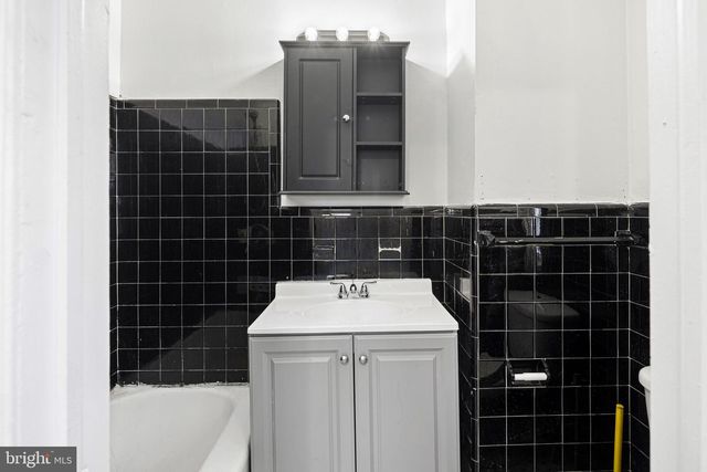 901 N 64TH ST, Philadelphia, PA 19151