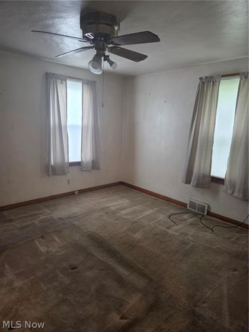 239 Gladstone Street, Campbell, OH 44405