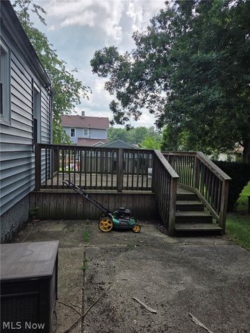 239 Gladstone Street, Campbell, OH 44405