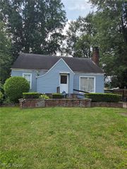 239 Gladstone Street, Campbell, OH 44405