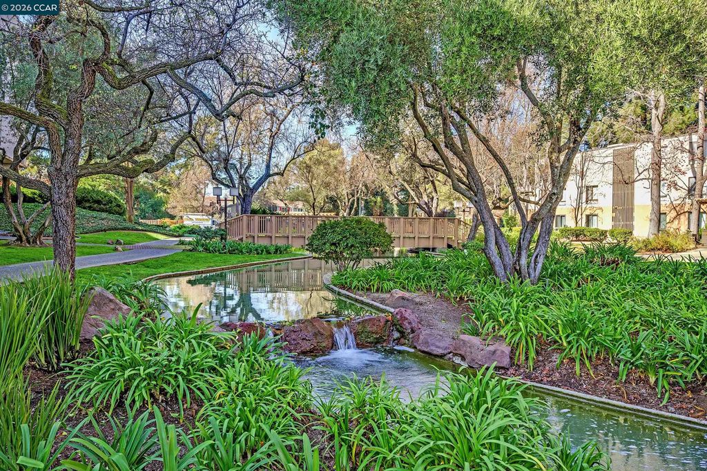 420 N Civic Dr 403, Walnut Creek, CA 94596