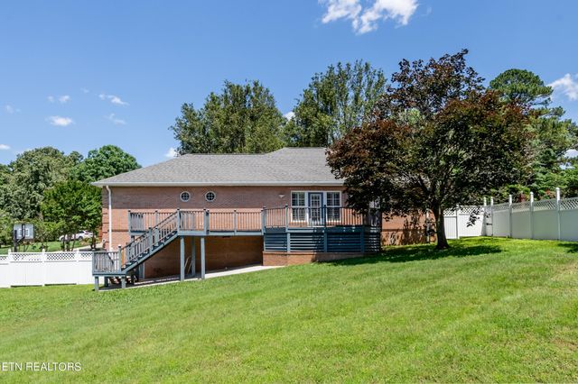 1244 River Oaks Drive, Kingston, TN 37763