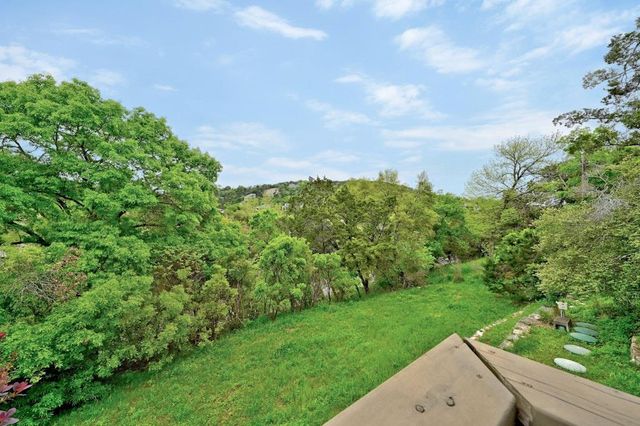 307 Laurel Valley RD, West Lake Hills, TX 78746