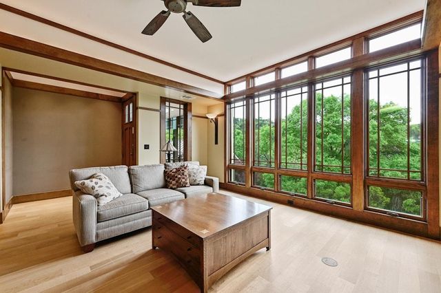 307 Laurel Valley RD, West Lake Hills, TX 78746