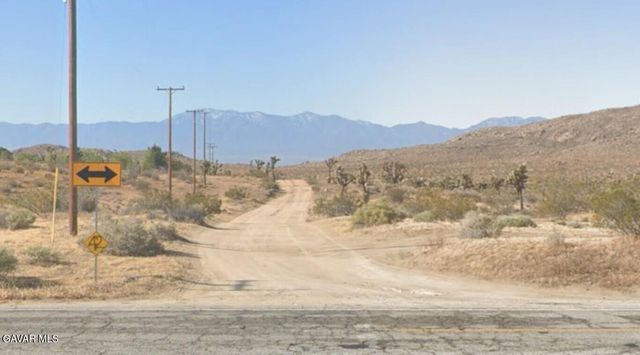 20000 E Avenue J 6, Lancaster, CA 93535