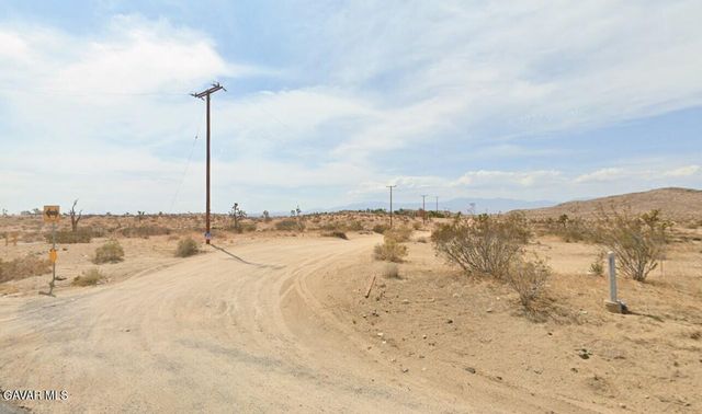 20000 E Avenue J 6, Lancaster, CA 93535