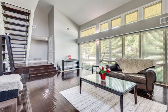 314 Santa Clara Street, Irving, TX 75062