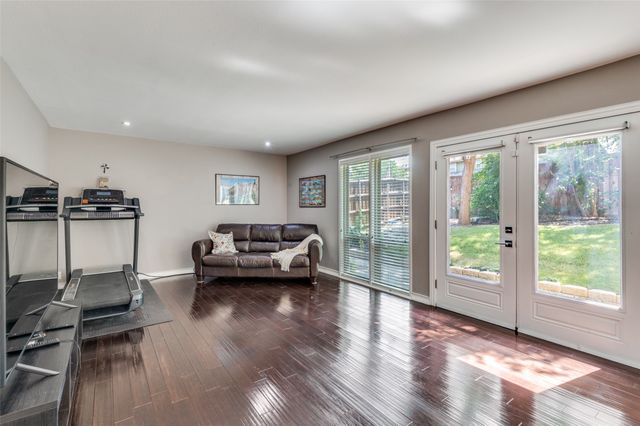 314 Santa Clara Street, Irving, TX 75062